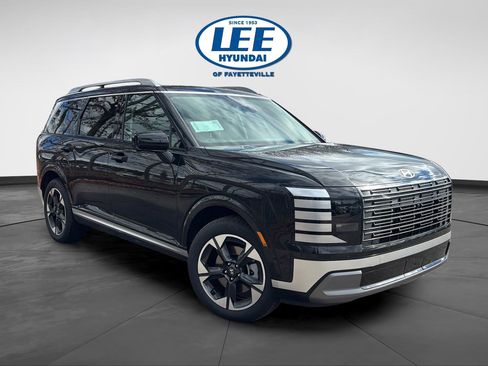 New 2026 Hyundai Palisade Limited FWD image 1
