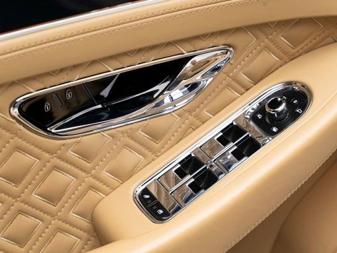 Used 2020 Bentley Continental GT image 20