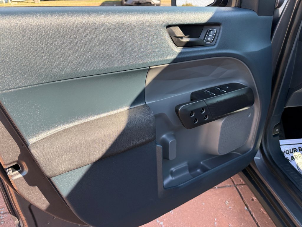 Used 2022 Ford Maverick XL FWD image 10