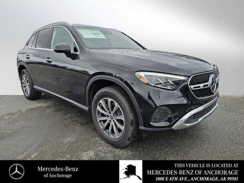 Used 2023 Mercedes-Benz GLC 300 4MATIC image 1