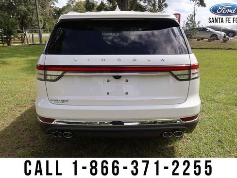 Used 2023 Lincoln Aviator Reserve w/ Equipment Group 201A image 5