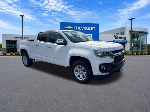 Used 2022 Chevrolet Colorado LT w/ Safety Package AWD/4WD image 28