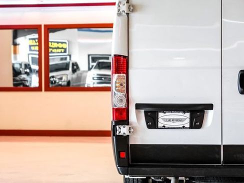 Used 2023 RAM ProMaster 3500 w/ Driver Convenience Group FWD image 32