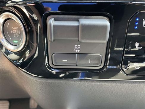 Used 2026 Chevrolet Silverado 2500 LTZ w/ LTZ Plus Package image 24