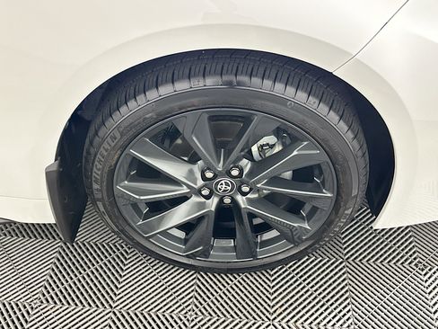 Used 2026 Toyota Corolla SE FWD image 11
