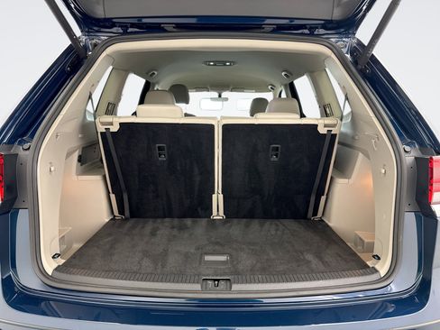 Used 2023 Volkswagen Atlas SE AWD/4WD image 18