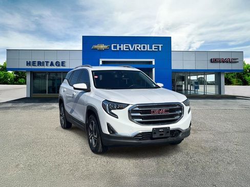Used 2020 GMC Terrain SLT image 1