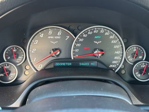 Used 2007 Chevrolet Corvette Convertible w/ Preferred Equipment Group image 12