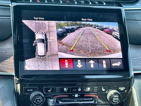 New 2025 Jeep Grand Cherokee Summit w/ Adv Protech Group IV image 19