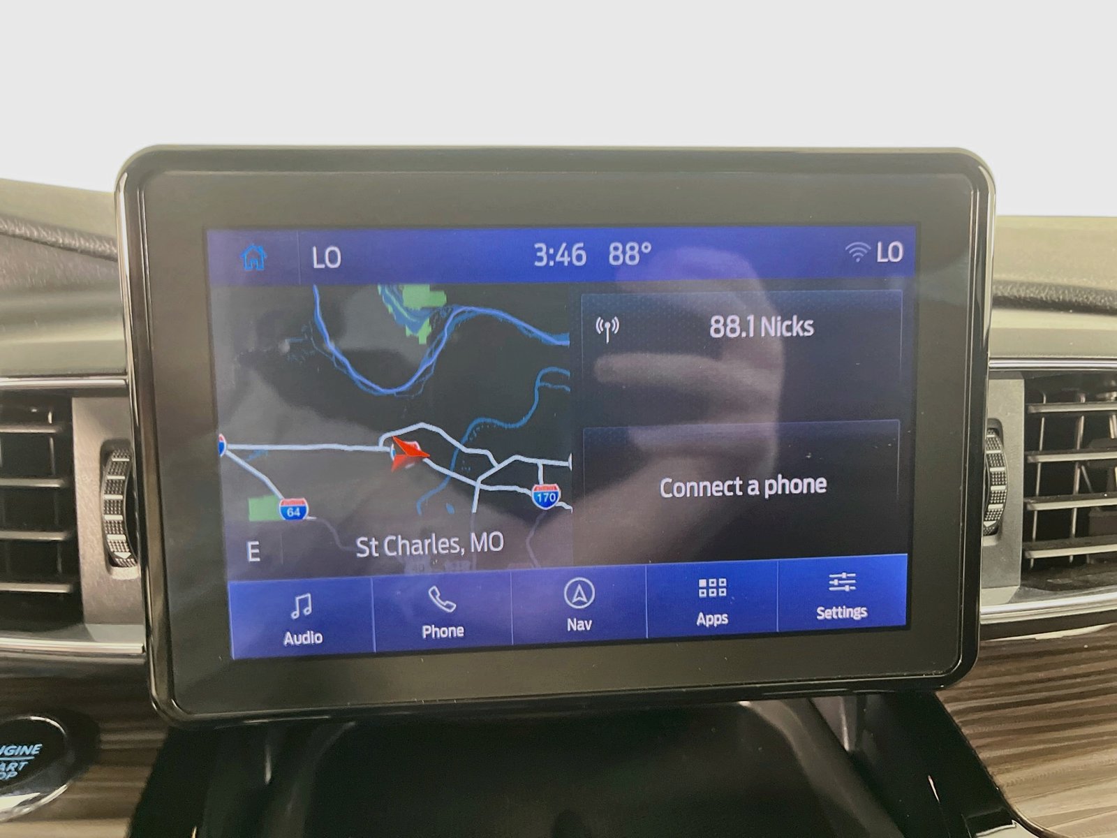 Used 2023 Ford Explorer Limited w/ Equipment Group 301A RWD image 19