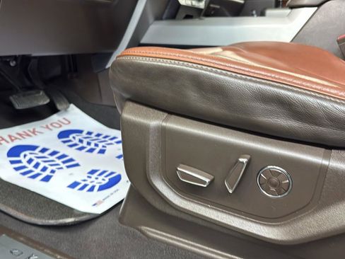 Used 2019 Ford F250 King Ranch w/ King Ranch Ultimate Package image 11