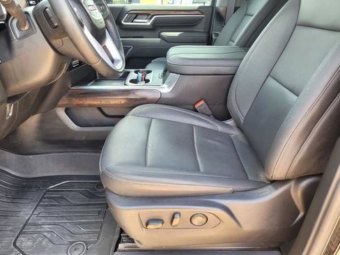 Used 2026 GMC Sierra 3500 SLT w/ SLT Premium Package AWD/4WD image 29