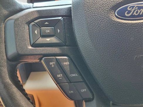 Used 2018 Ford F150 XLT w/ Equipment Group 302A Luxury AWD/4WD image 15