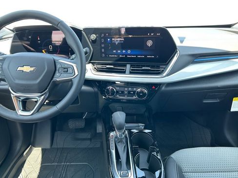 New 2026 Chevrolet Trax LT FWD image 15