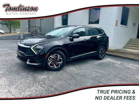 Used 2025 Kia Sportage LX FWD image 1
