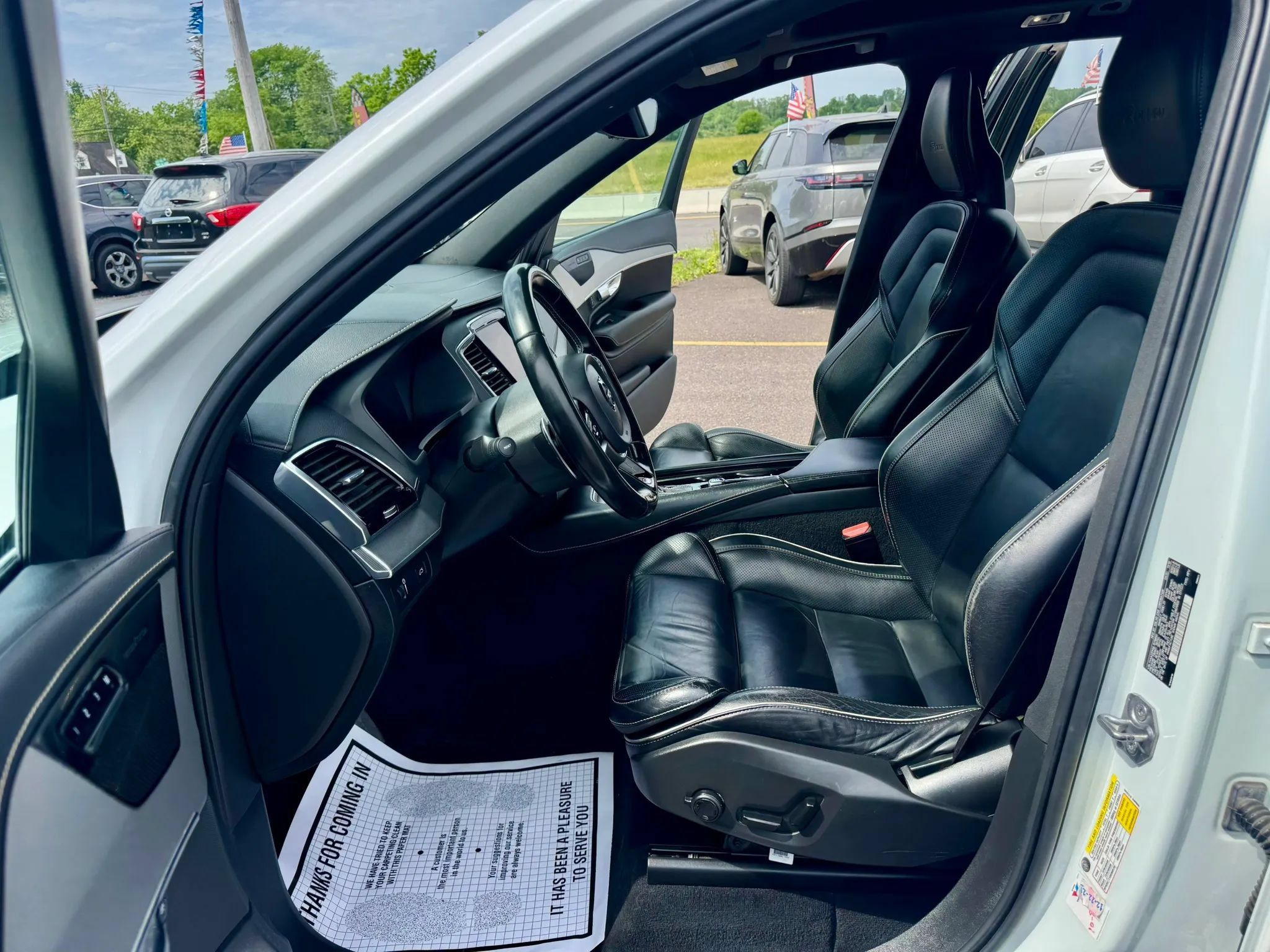 Used 2020 Volvo XC90 T6 R-Design w/ Protection Package Premier AWD/4WD image 16