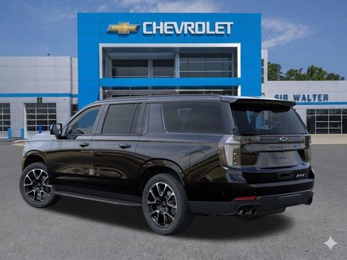 New 2026 Chevrolet Suburban RST AWD/4WD image 4