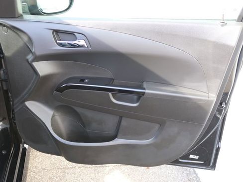 Used 2018 Chevrolet Sonic LT w/ True North Edition FWD image 17