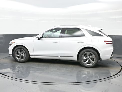 New 2026 Genesis GV70 2.5T Advanced image 3