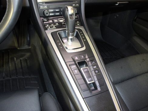 Used 2021 Porsche 718 Boxster image 34