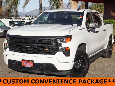 Used 2023 Chevrolet Silverado 1500 Custom image 4