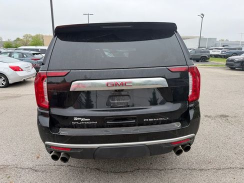 Used 2021 GMC Yukon Denali w/ Denali Premium Package AWD/4WD image 4
