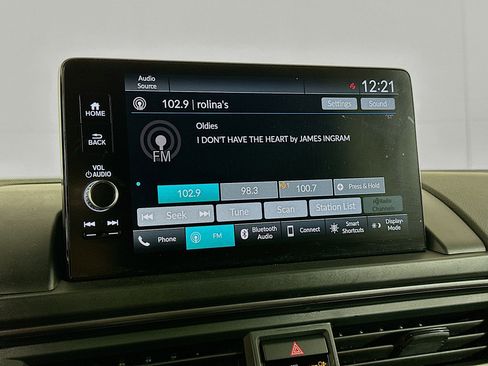 Used 2023 Honda Pilot TrailSport image 21