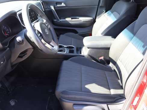 Used 2020 Kia Sportage LX image 38