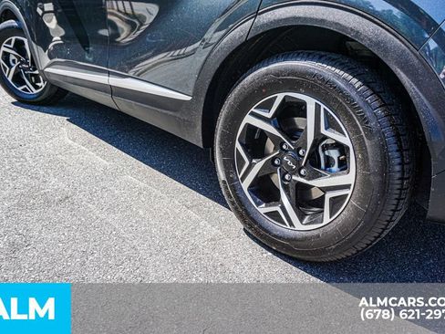 Used 2025 Kia Sportage LX FWD image 15