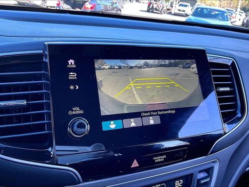 Used 2021 Honda Passport Sport image 13