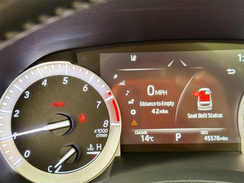 Used 2022 Toyota Highlander XLE image 12