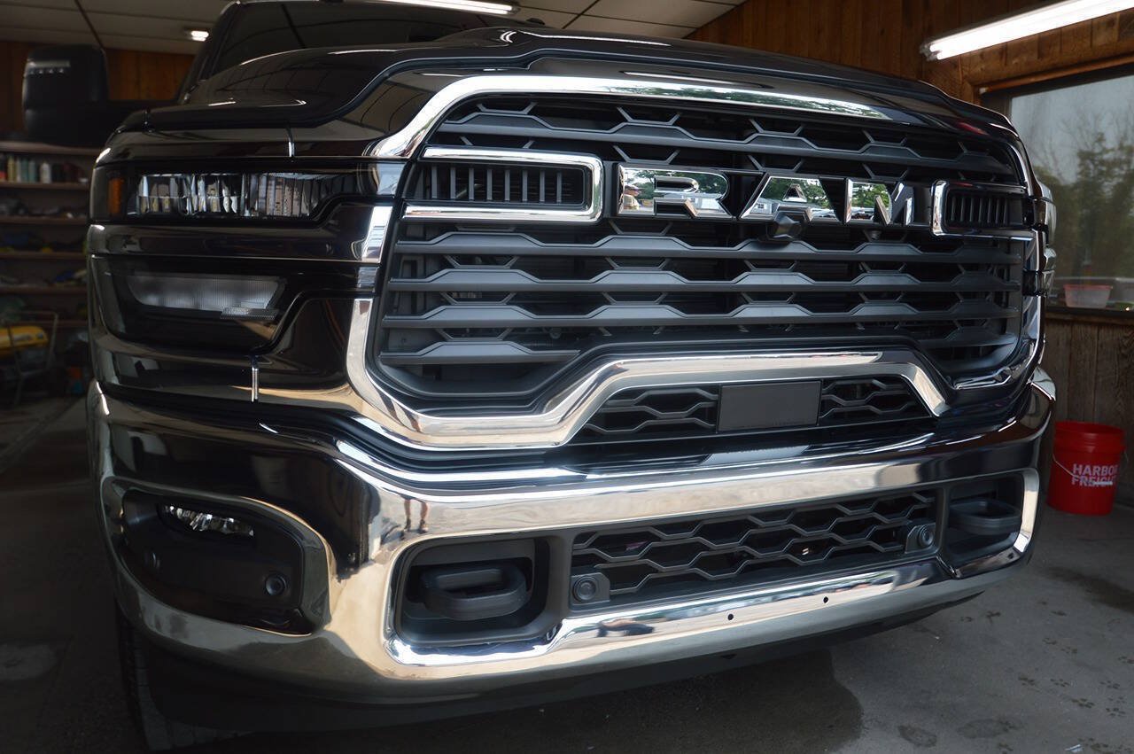 Used 2026 RAM 2500 Big Horn AWD/4WD image 3