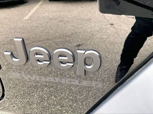 Used 2023 Jeep Wrangler Sport S AWD/4WD image 24