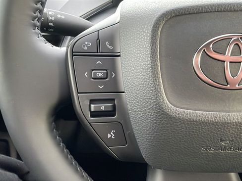 New 2026 Toyota Prius LE image 21