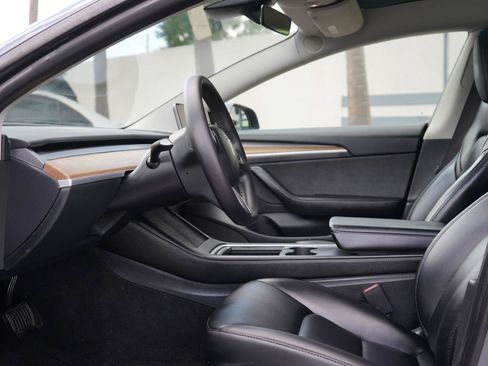 Used 2023 Tesla Model 3 Standard Range RWD image 5
