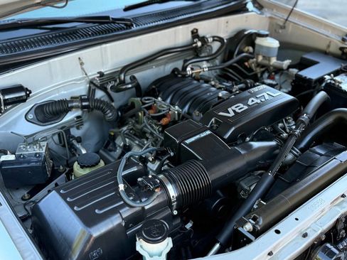 Used 2005 Toyota Tundra SR5 image 4