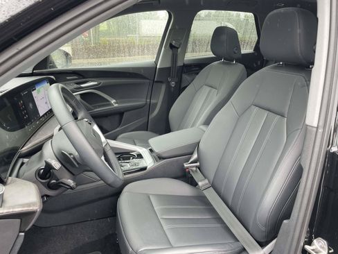 Used 2025 Audi Q5 Premium w/ Premium Plus AWD/4WD image 18