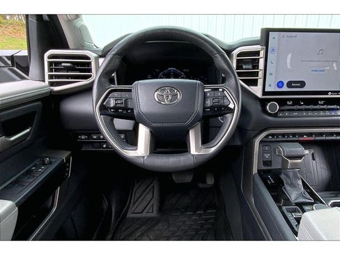 Used 2024 Toyota Tundra Limited AWD/4WD image 5