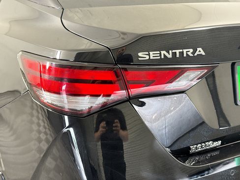 Used 2024 Nissan Sentra SV FWD image 36