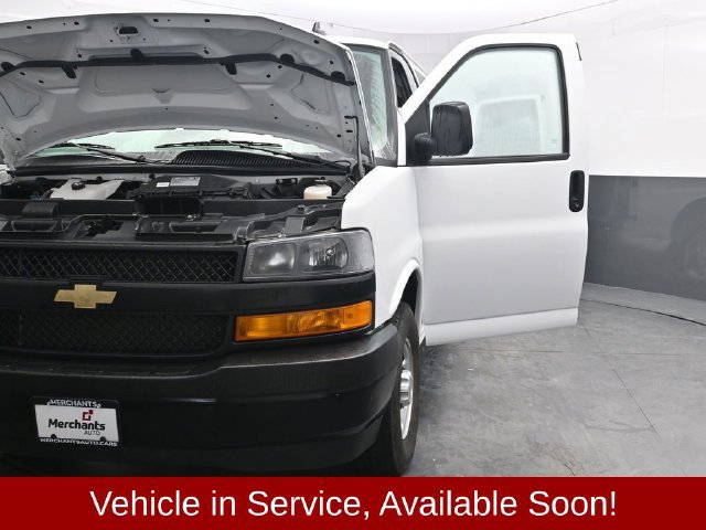 Used 2024 Chevrolet Express 3500 LS RWD image 40