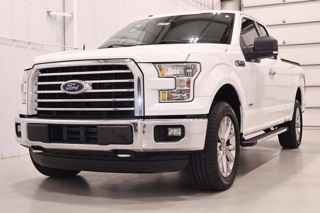 Used 2016 Ford F150 XLT w/ Equipment Group 302A Luxury AWD/4WD image 5