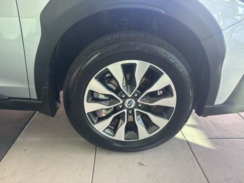 Used 2023 Subaru Outback Limited image 7