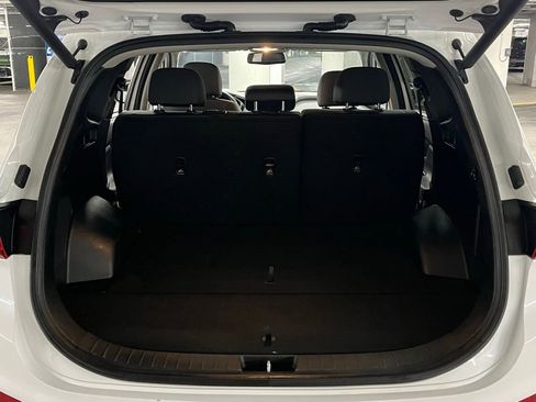 Used 2019 Hyundai Santa Fe SEL image 34