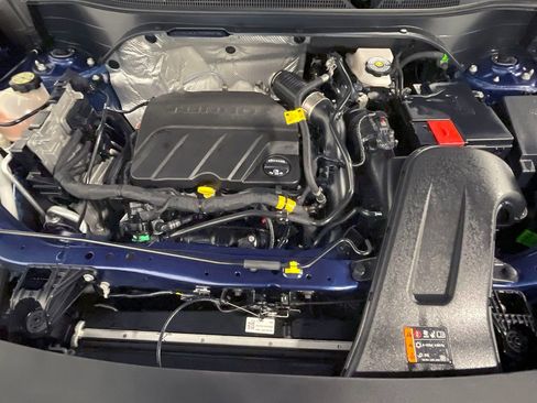 Used 2024 Chevrolet Trax LT image 35