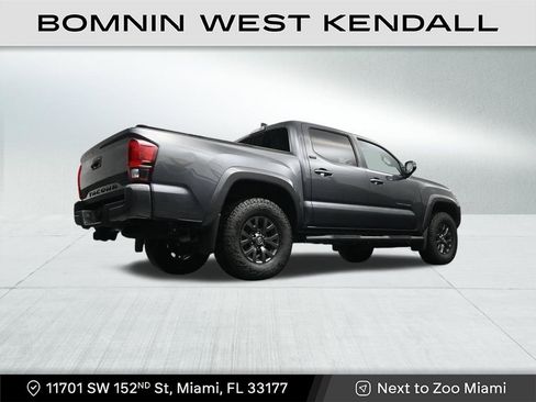 Used 2022 Toyota Tacoma SR5 w/ Technology Package image 24