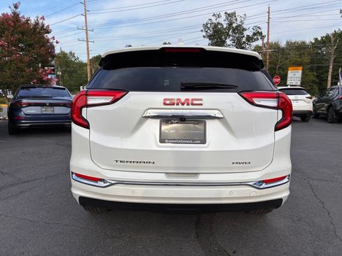 Used 2023 GMC Terrain Denali AWD/4WD image 6