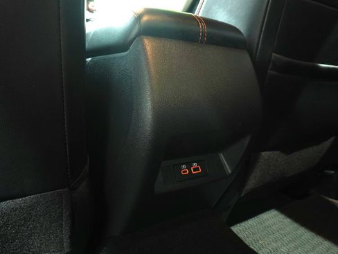Used 2024 Nissan Altima 2.5 SR FWD image 13