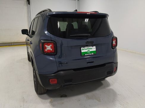 Used 2020 Jeep Renegade Altitude AWD/4WD image 6