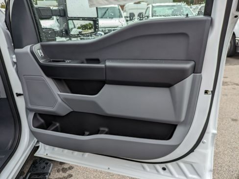 New 2025 Ford F550 4x4 Crew Cab Super Duty w/ XL Chrome Package image 39