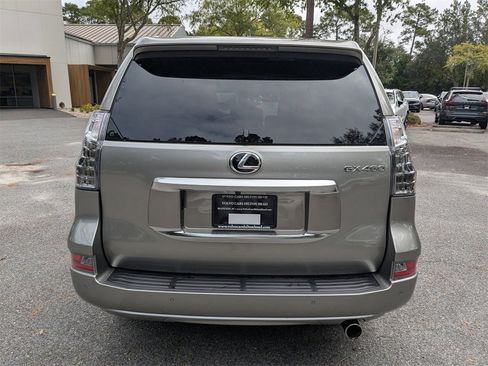 Used 2023 Lexus GX 460 Premium image 5